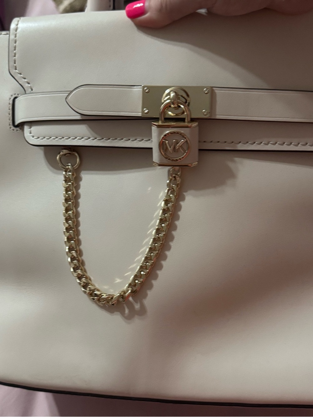 Michael Kors White Leather Satchel with Gold Chain Lock - Picture 5 of 7